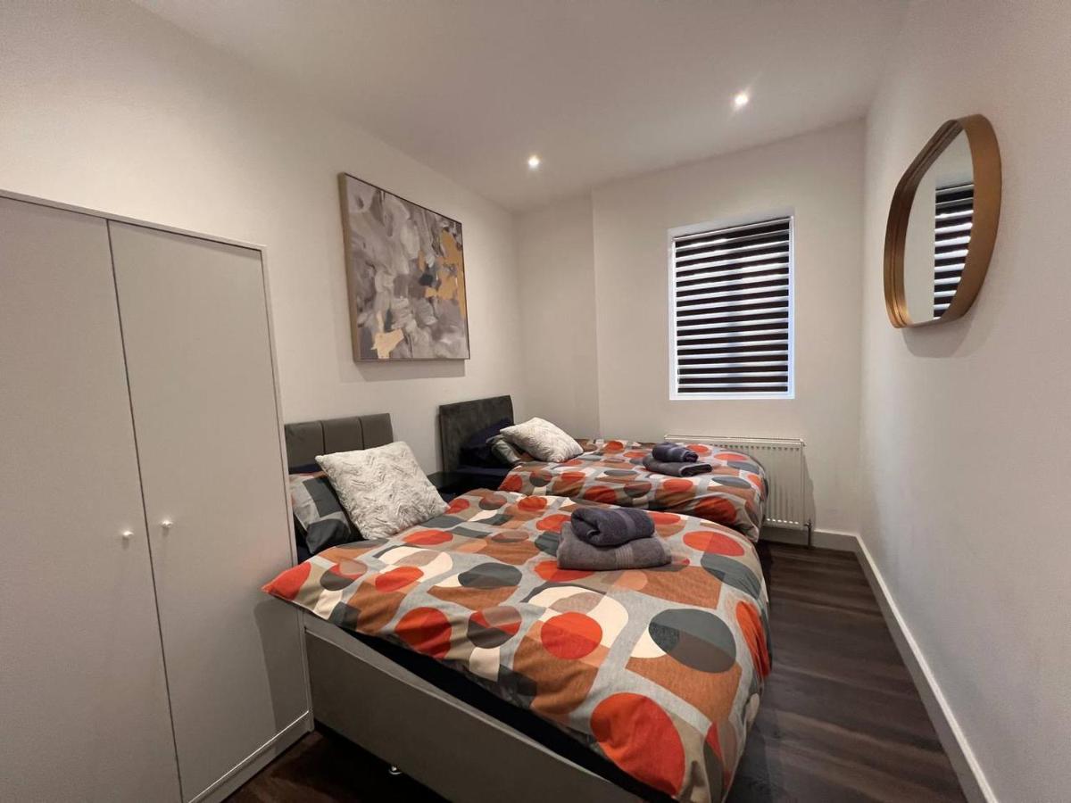 Appartement Star London Finchley Road 3-Bed Escape With Garden Extérieur photo